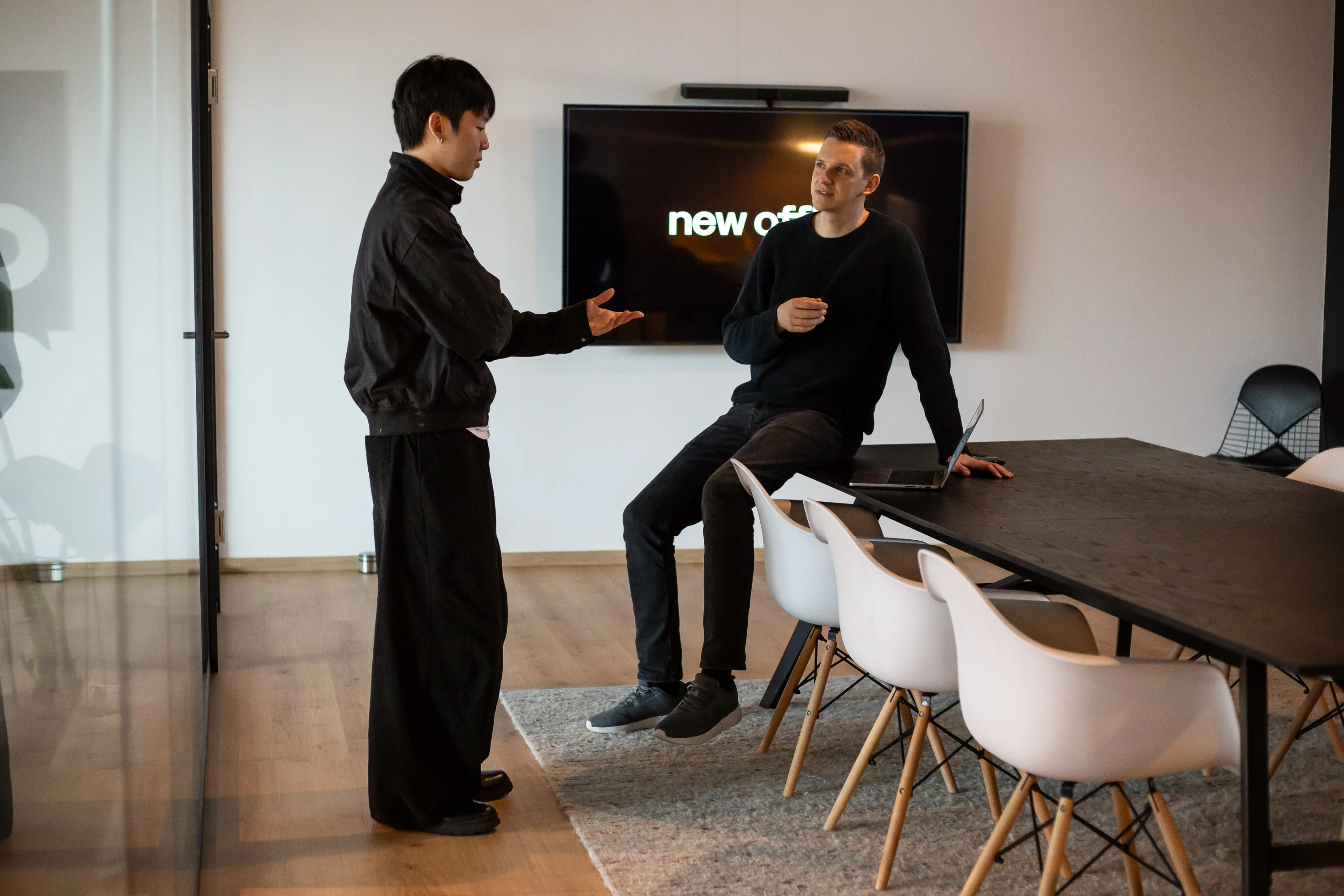 new office, Corporate Design Agentur Frankfurt, Brand Design, Branding, Grafikdesign